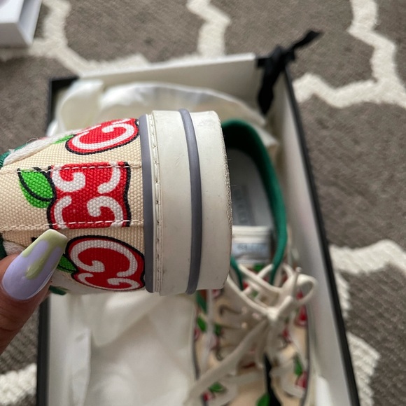 Gucci tennis shoes - Picture 6 of 7